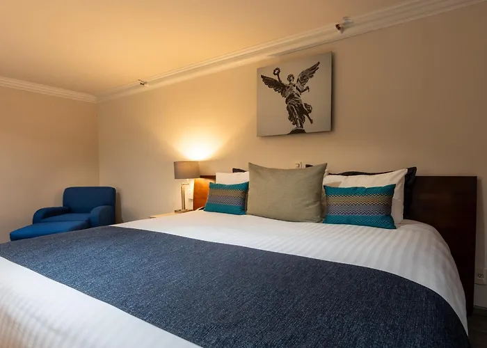 Obelisk Hotel 4*