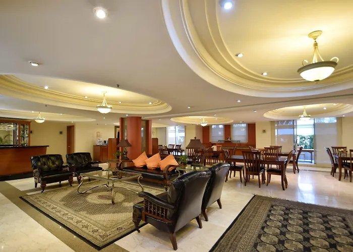 Obelisk Hotel